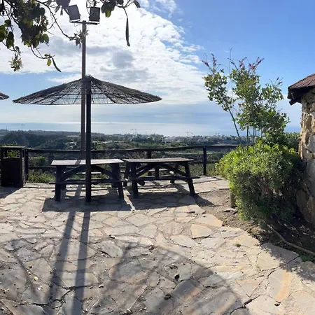 Hotel Selwo Lodge - Animal Park Tickets Included-3